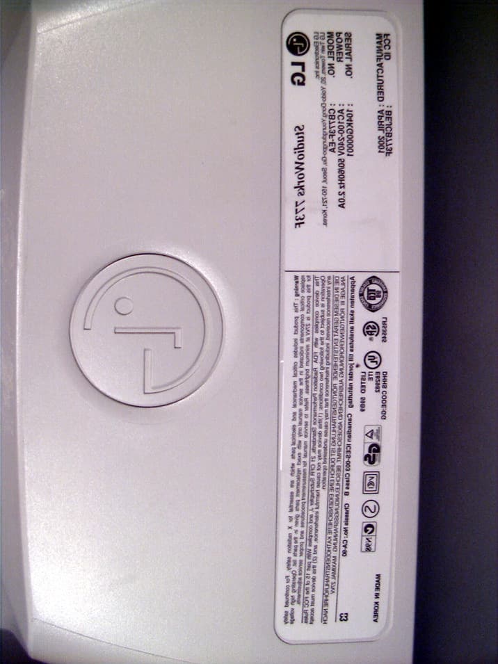 17-inch Color CRT Monitor - FCC ID BEJCB773F - LG Electronics USA, Inc.