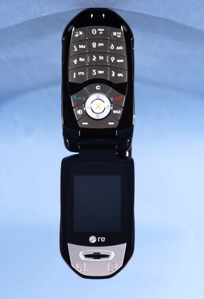 Dual-Band GSM Phone - FCC ID BEJCE500 - LG Electronics USA, Inc. (4)