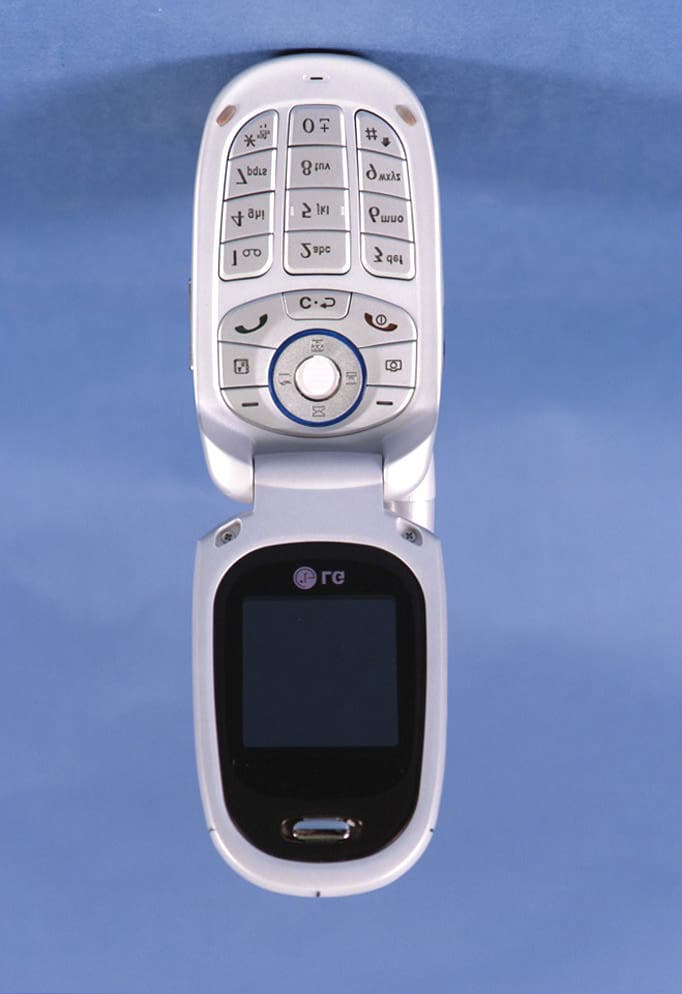 Dual-Band GSM Phone - FCC ID BEJCG225 - LG Electronics USA, Inc. (2)