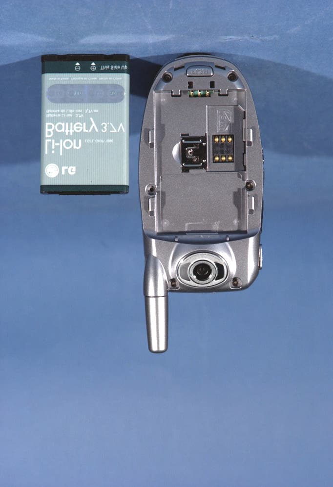 Dual-Band GSM Phone with Bluetooth - FCC ID BEJCG300 - LG Electronics USA, Inc. (2)