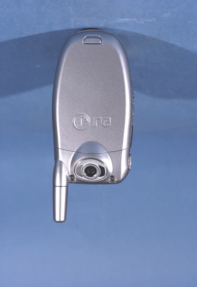 Dual-Band GSM Phone with Bluetooth - FCC ID BEJCG300 - LG Electronics USA, Inc. (5)