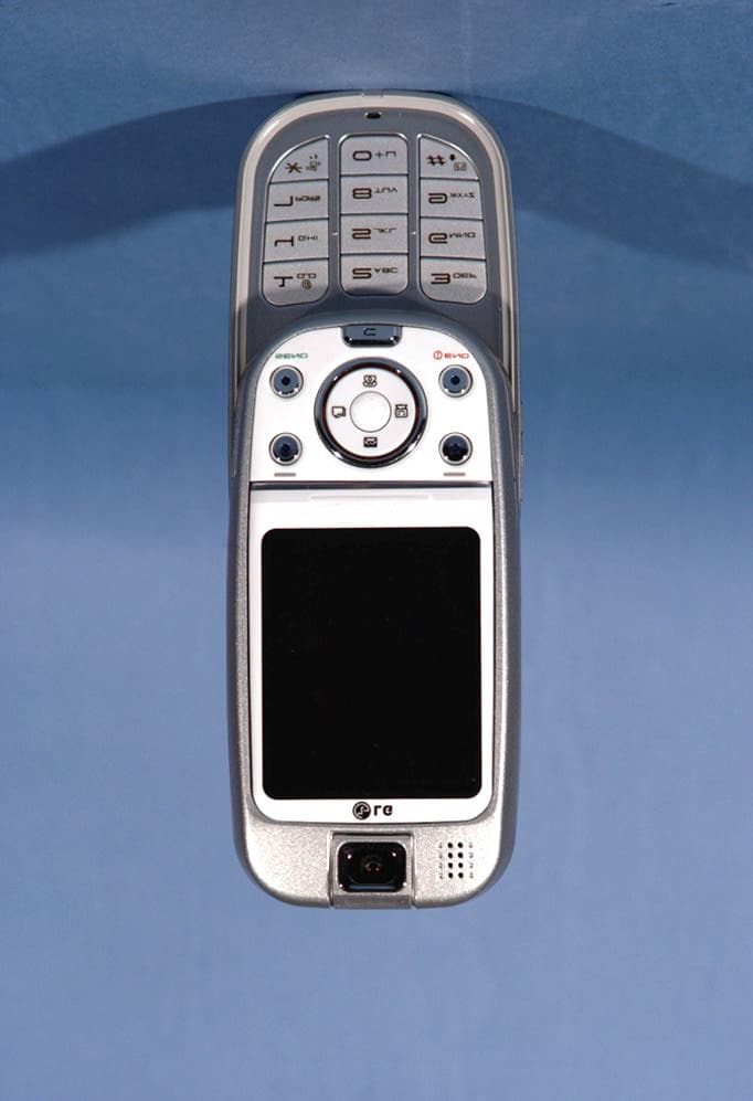 Dual-Band GSM/ EDGE/ WCDMA Phone w/ Bluetooth - FCC ID BEJCU320 - LG Electronics USA, Inc. (3)