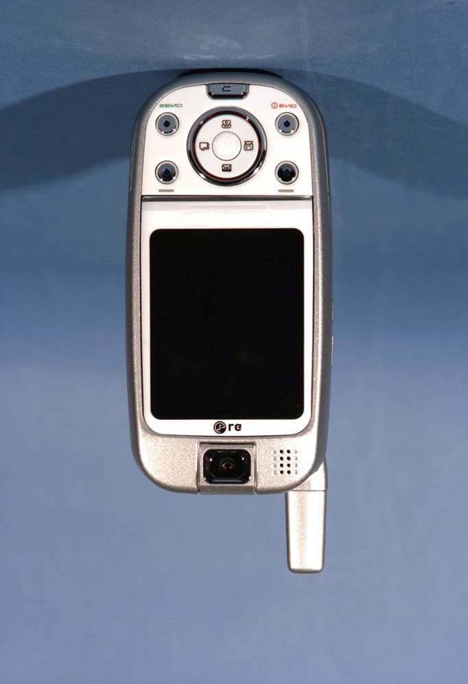 Dual-Band GSM/ EDGE/ WCDMA Phone w/ Bluetooth - FCC ID BEJCU320 - LG Electronics USA, Inc. (5)