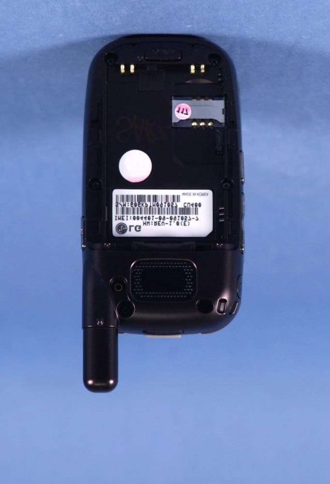 Dual-Band Dual-Mode GSM/EDGE/WCDMA Phone with BT - FCC ID BEJCU400 - LG Electronics USA, Inc.