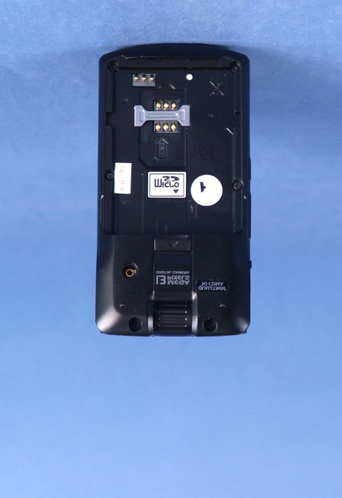 Dual-Band Dual-Mode GSM/ WCDMA Phone with BT - FCC ID BEJCU500 - LG Electronics USA, Inc. (2)