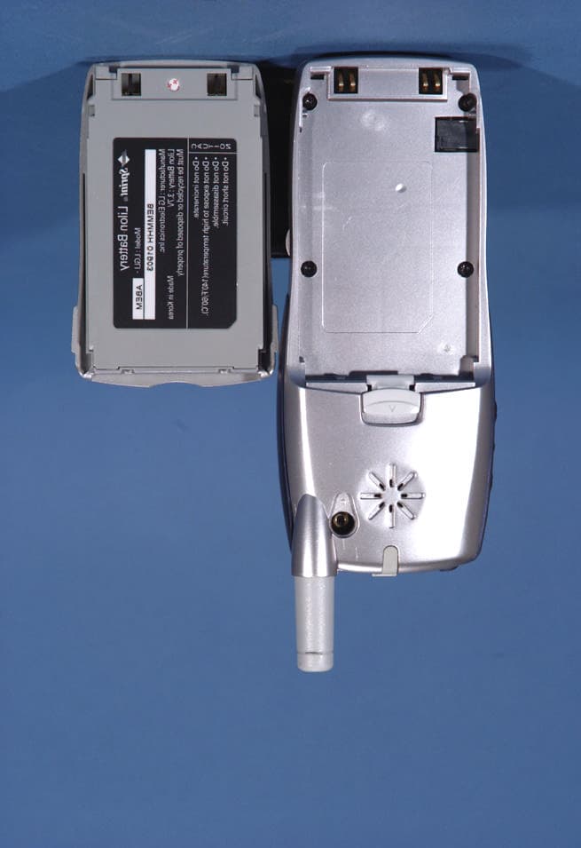 Dual-Band Analog/PCS Phone - FCC ID BEJDB230 - LG Electronics USA, Inc. (1)