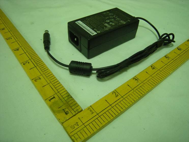LCD Monitor - FCC ID BEJE2040TV - LG Electronics USA, Inc. (2)