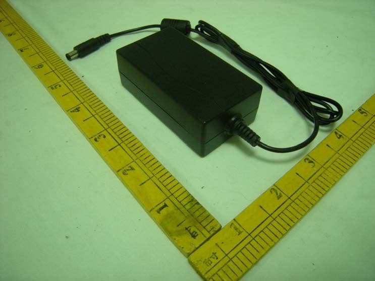 LCD Monitor - FCC ID BEJE2040TV - LG Electronics USA, Inc. (3)