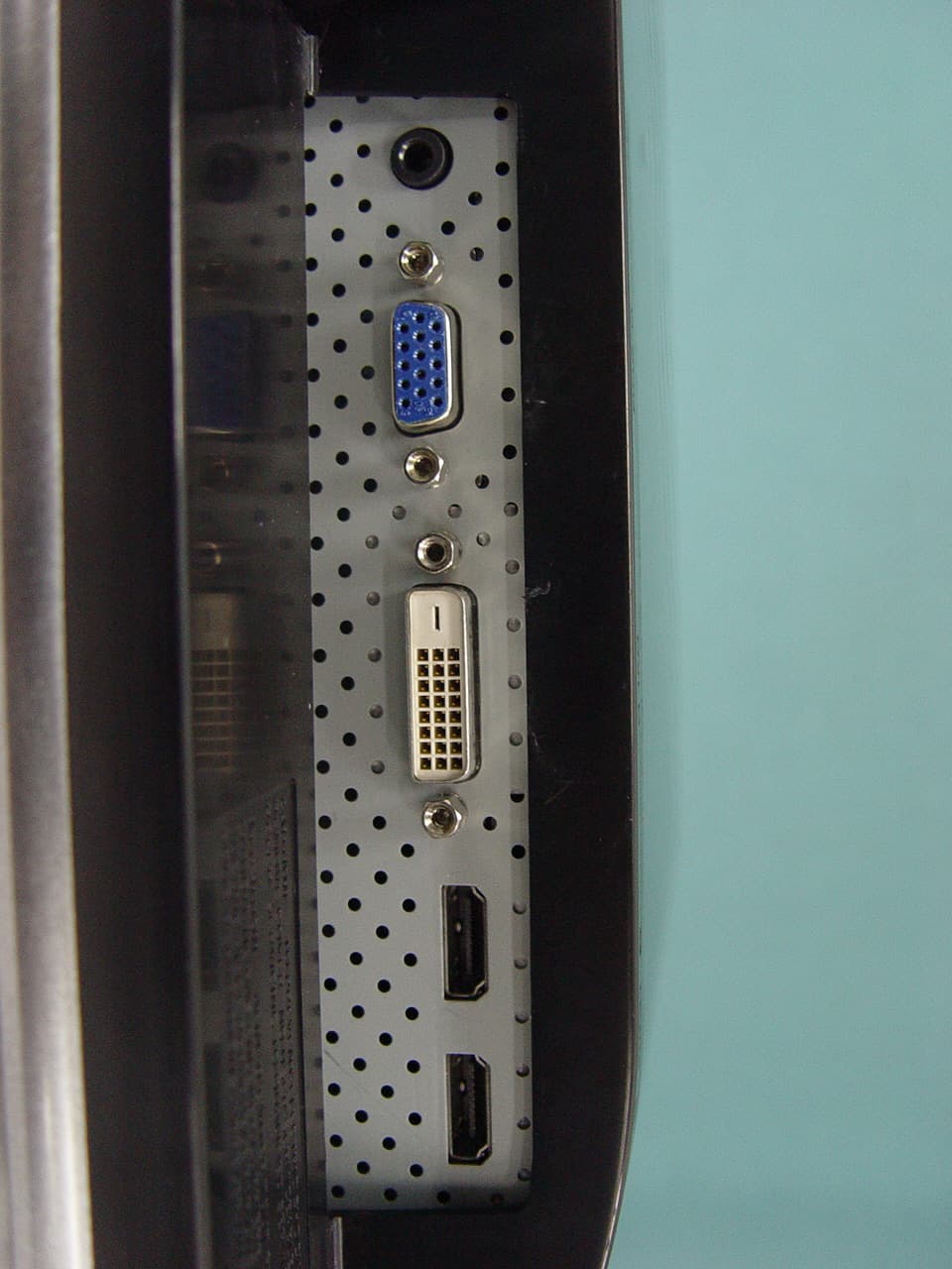 LED LCD Monitor - FCC ID BEJE2370VV - LG Electronics USA, Inc. (3)