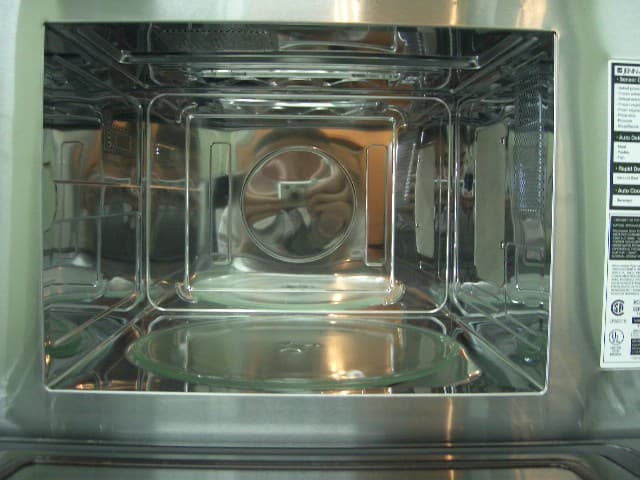 Microwave Oven - FCC ID BEJF156XJA - LG Electronics USA, Inc. (1)