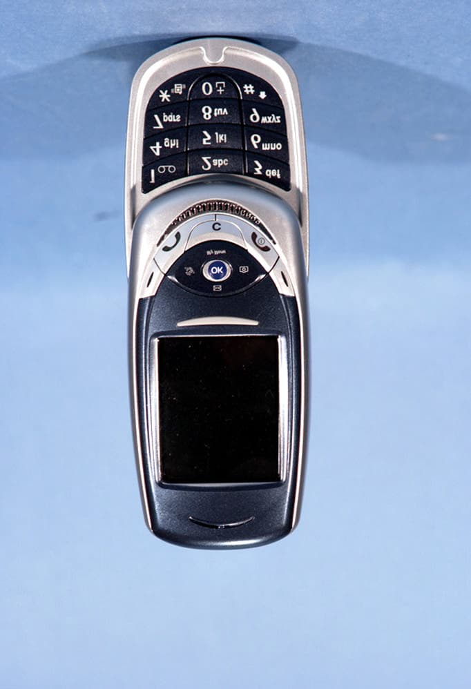 Single-Band PCS GSM Phone - FCC ID BEJF7250 - LG Electronics USA, Inc. (1)