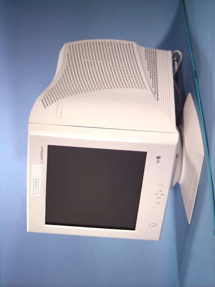 17-inch Color CRT Monitor - FCC ID BEJFB775C - LG Electronics USA, Inc. (1)