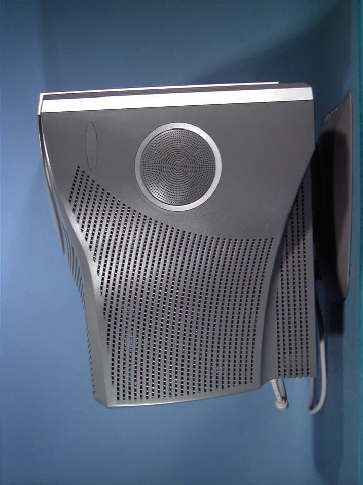 17 inch CRT Monitor - FCC ID BEJFM776F - LG Electronics USA, Inc. (3)