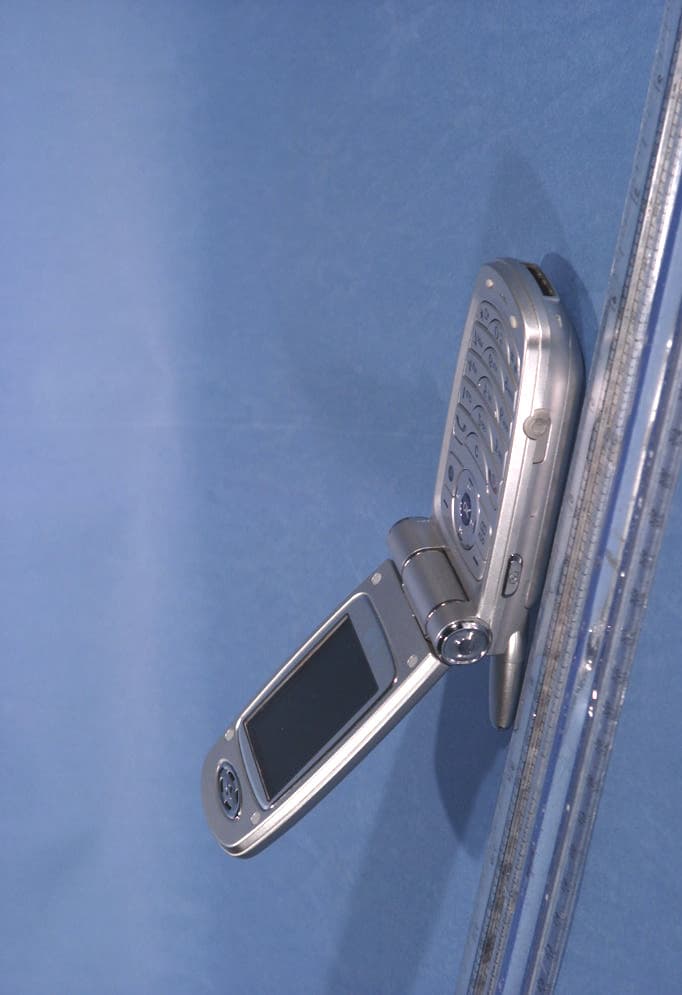 Single-Mode GSM1900 Phone - FCC ID BEJG7200 - LG Electronics USA, Inc. (1)