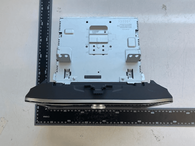 Car Navigation System - FCC ID BEJGEN5WIDEPD - LG Electronics USA, Inc. (2)