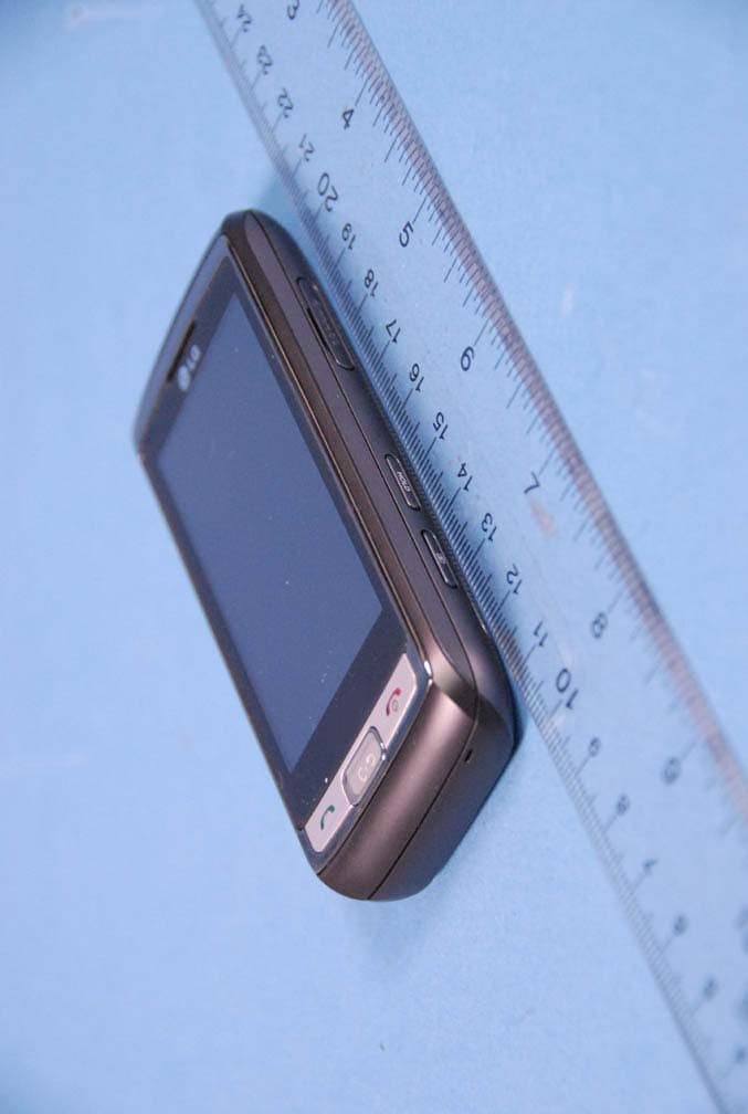 Cellular/PCS GSM/EDGE/WCDMA Phone with Bluetooth - FCC ID BEJGR700 - LG Electronics USA, Inc. (2)