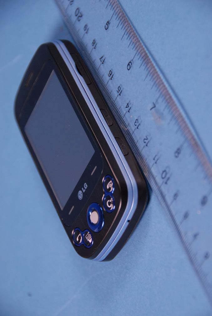 Cellular/PCS GSM/WCDMA/EDGE Phone with Bluetooth - FCC ID BEJGW370 - LG Electronics USA, Inc. (2)