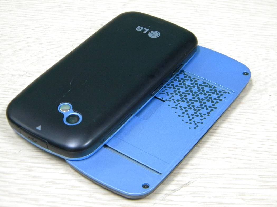 Cellular/PCS GSM/EDGE/WCDMA Phone with Bluetooth - FCC ID BEJGW382F - LG Electronics USA, Inc. (2)