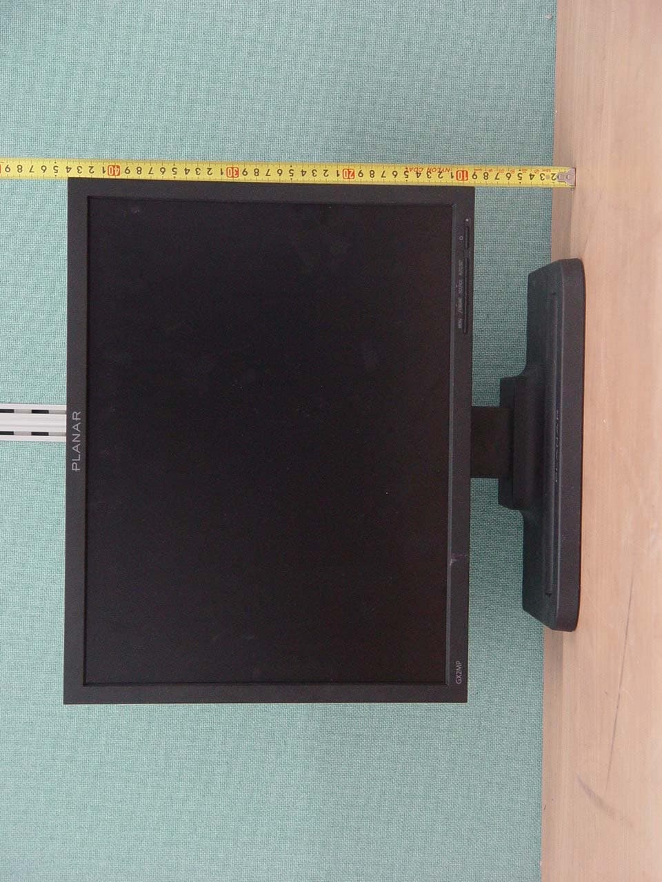 20.1" LCD MONITOR - FCC ID BEJGX2MP - LG Electronics USA, Inc. (1)