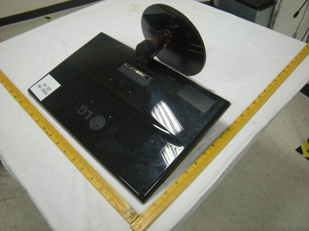 LCD Monitor - FCC ID BEJIPS206TX - LG Electronics USA, Inc. (4)