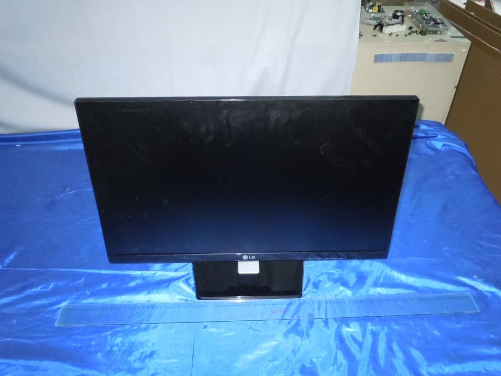 Part15 Subpart B-LCD Monitor - FCC ID BEJIPS277LY - LG Electronics USA, Inc. (4)