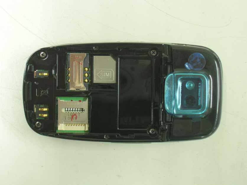 GSM Camera Slide Phone with Bluetooth - FCC ID BEJKE260 - LG Electronics USA, Inc. (3)
