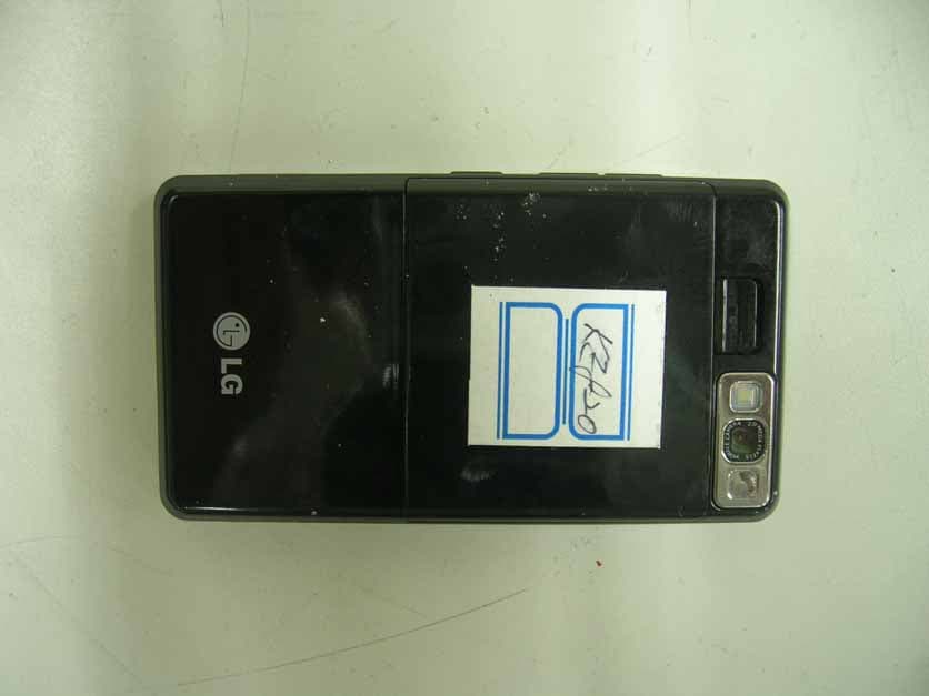 GSM850/GSM900/GSM1800/GSM1900 w/Bluetooth - FCC ID BEJKE820 - LG Electronics USA, Inc. (2)