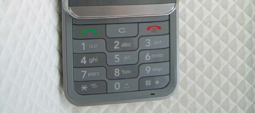 Cellular/ PCS WCDMA/ GSM/ EDGE Phone with Bluetooth - FCC ID BEJKF700Q - LG Electronics USA, Inc.