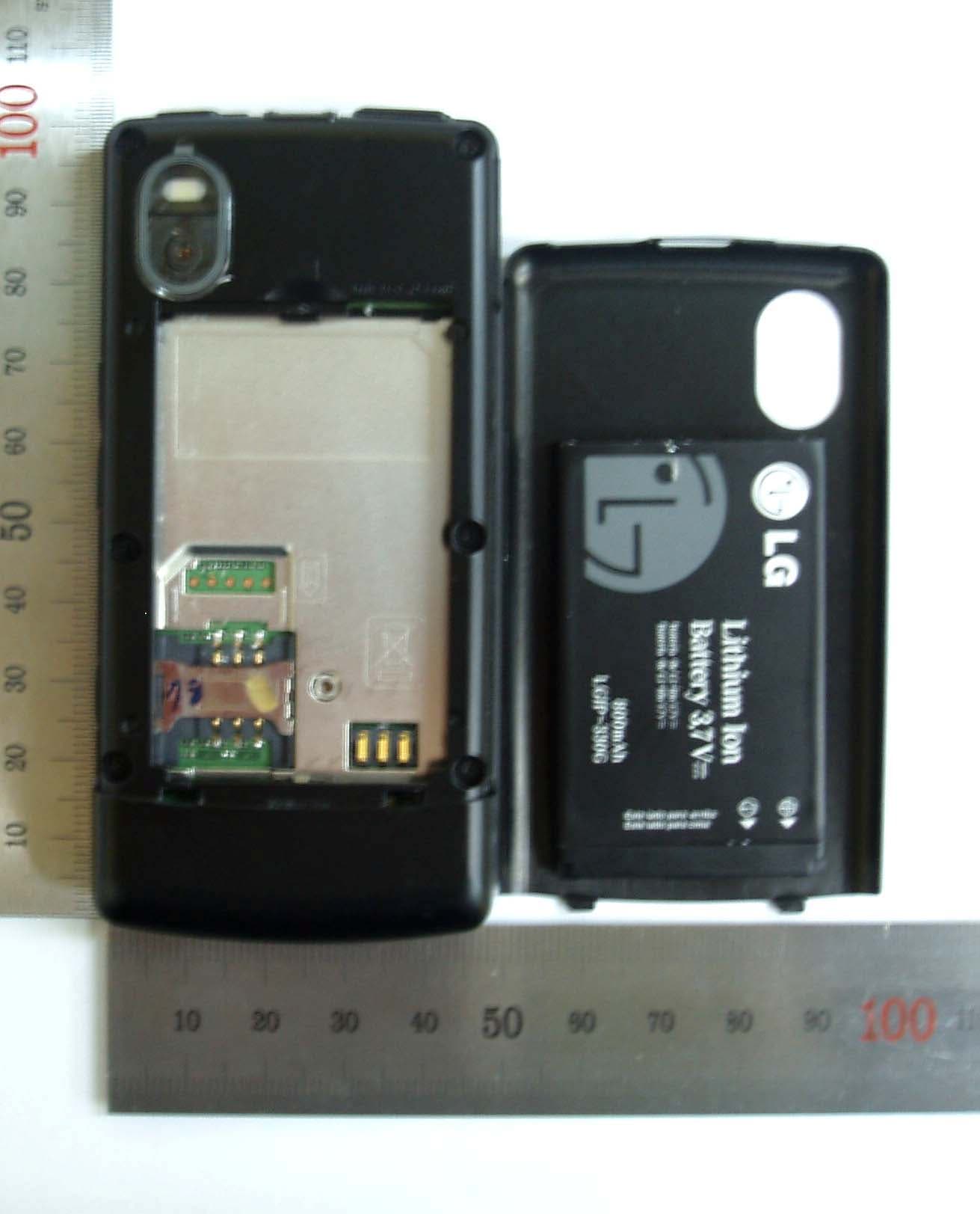 Cellular/ PCS GSM/ EDGE Phone with Bluetooth - FCC ID BEJKM500D - LG Electronics USA, Inc. (1)