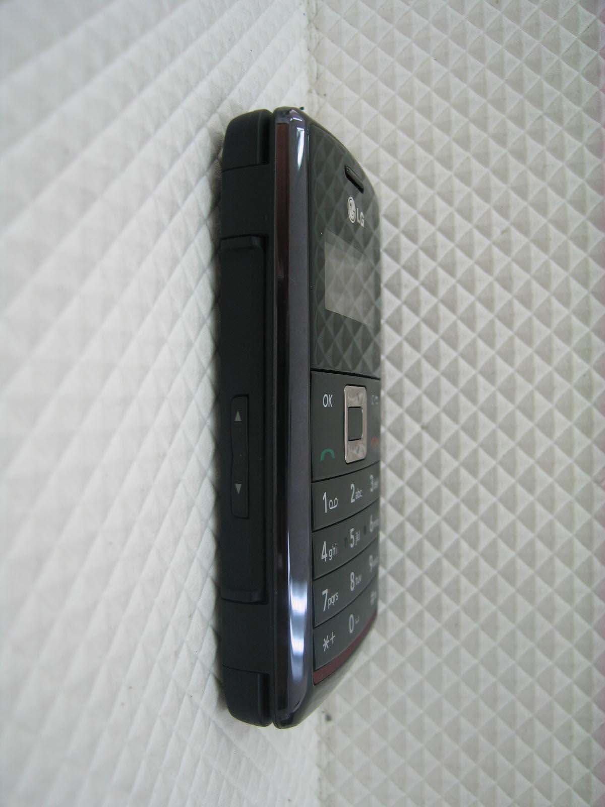 PCS GSM/ EDGE Phone with Bluetooth - FCC ID BEJKT610 - LG Electronics USA, Inc. (2)