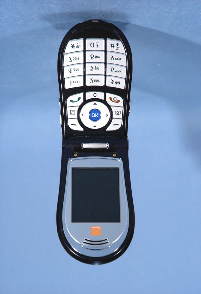 Dual-Band GSM Phone - FCC ID BEJL1150 - LG Electronics USA, Inc. (3)