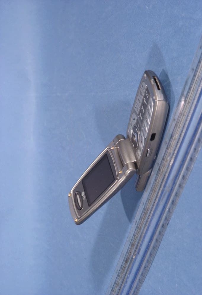 Dual-Band GSM Phone - FCC ID BEJL1200 - LG Electronics USA, Inc. (4)