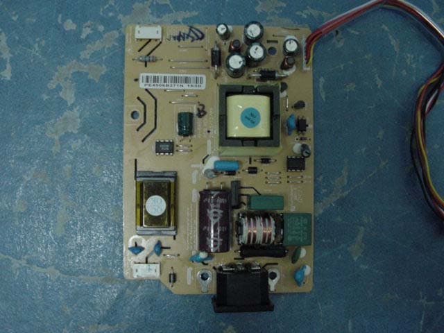 15"  LCD Monitor - FCC ID BEJL15NM - LG Electronics USA, Inc. (4)
