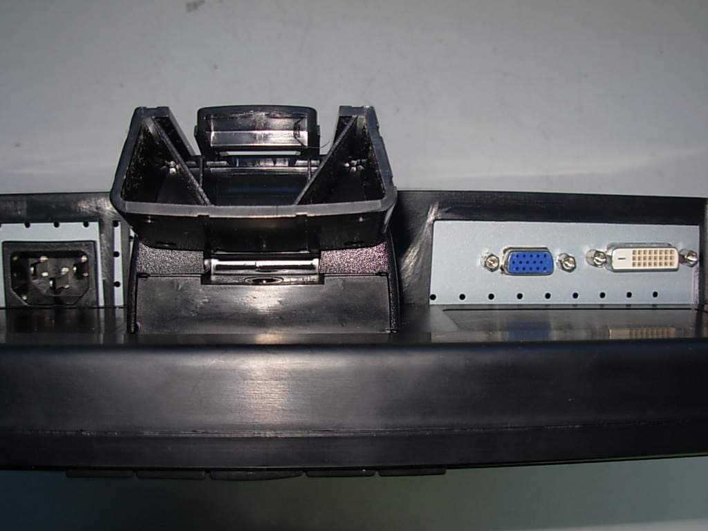 LCD Monitor - FCC ID BEJL1742HT - LG Electronics USA, Inc. (2)