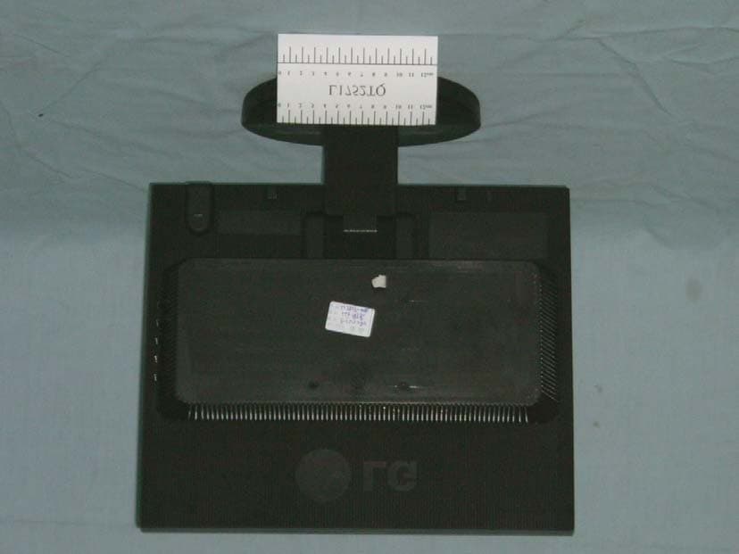 LCD Monitor - FCC ID BEJL1752HQ - LG Electronics USA, Inc. (1)