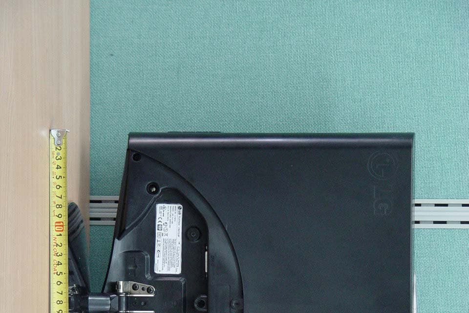 17" LCD MONITOR - FCC ID BEJL1760TQ - LG Electronics USA, Inc. (3)