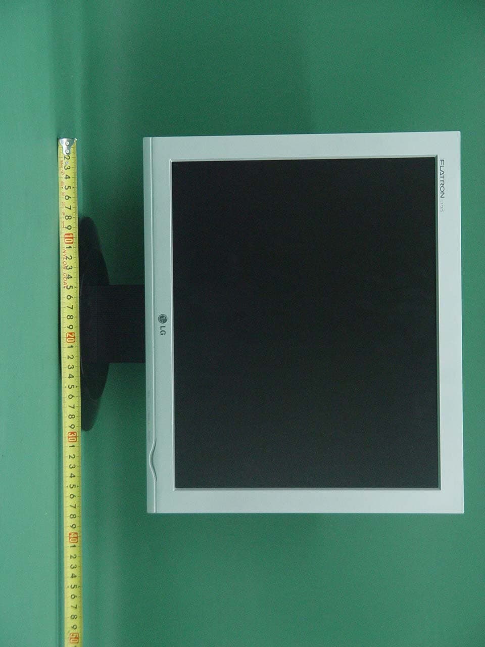 17" LCD MONITOR - FCC ID BEJL17NA - LG Electronics USA, Inc. (3)
