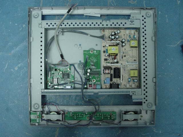 17� LCD Monitor - FCC ID BEJL17NM - LG Electronics USA, Inc. (5)