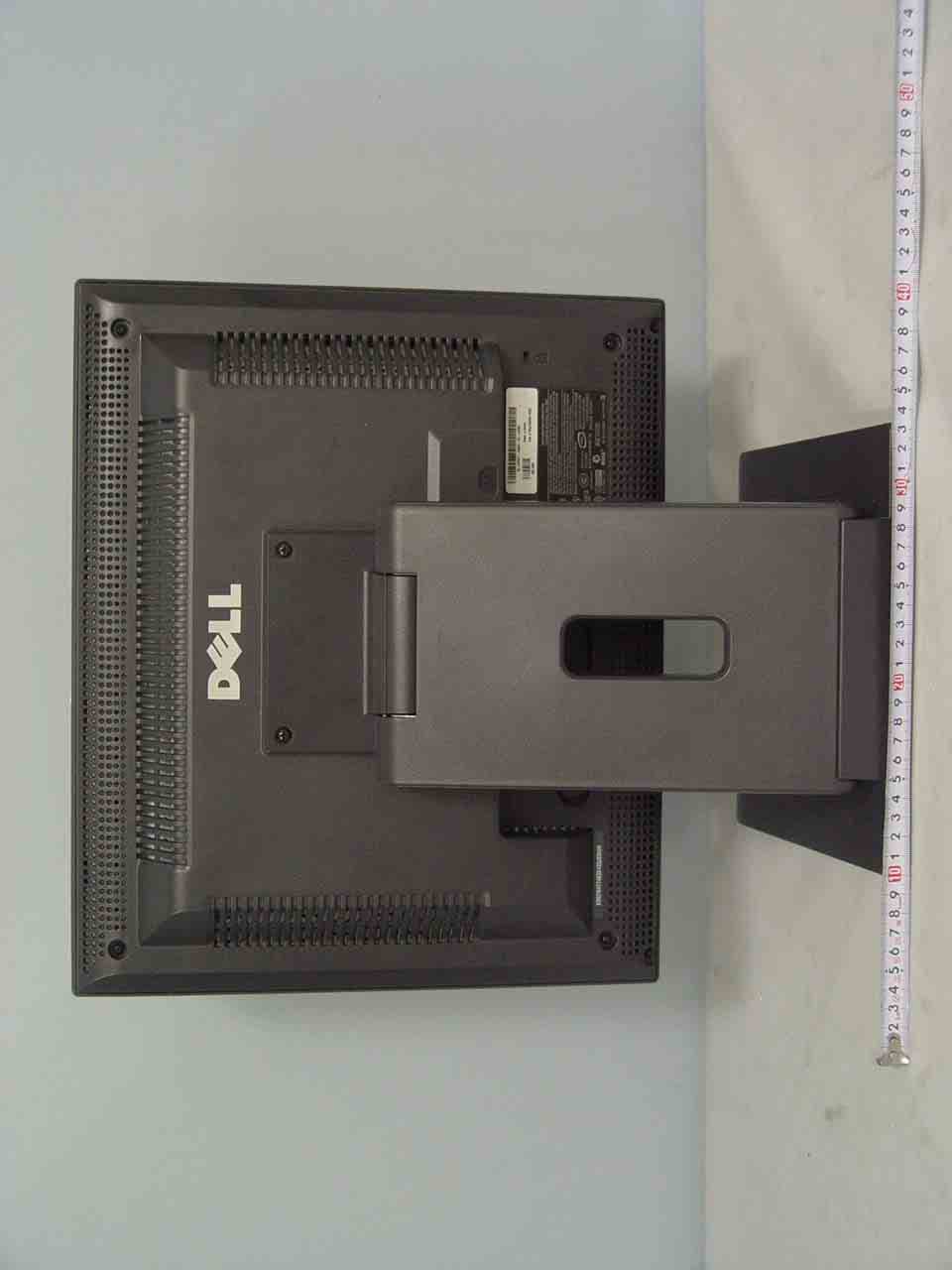 18-inch LCD Monitor - FCC ID BEJL18KD - LG Electronics USA, Inc. (1)