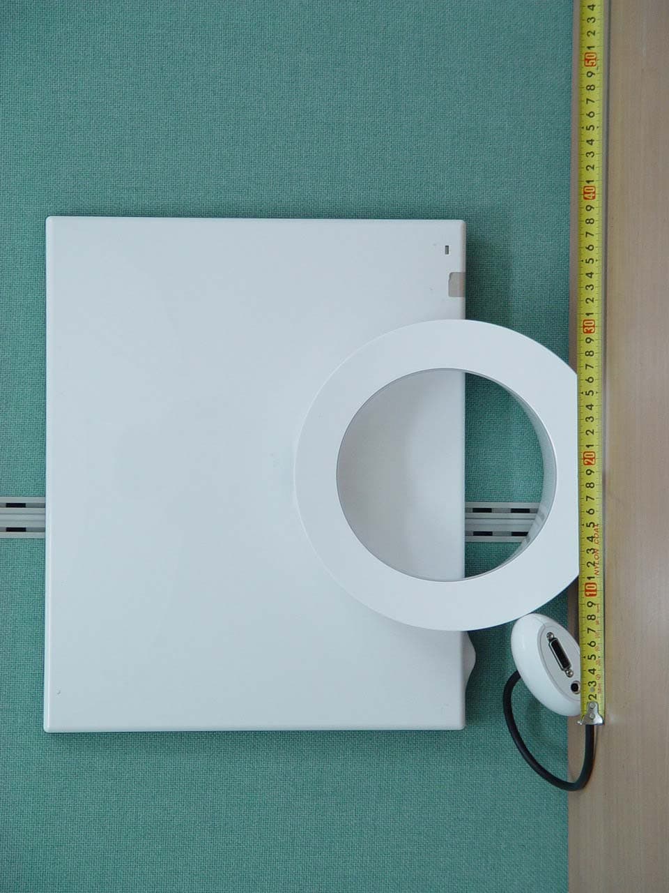 19" LCD MONITOR - FCC ID BEJL1900EQ - LG Electronics USA, Inc. (2)