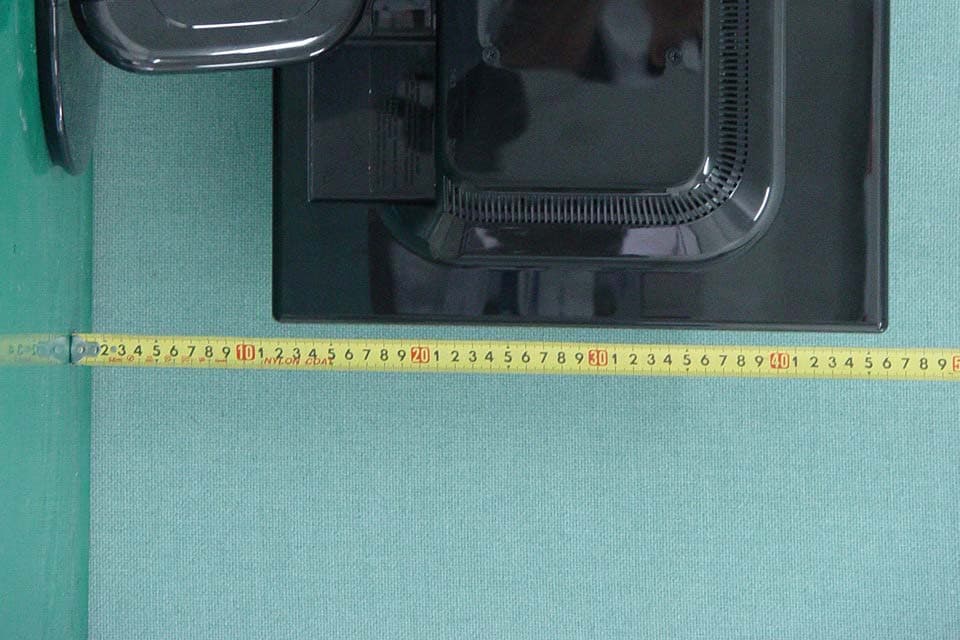 19" LCD MONITOR - FCC ID BEJL1972HS - LG Electronics USA, Inc. (2)