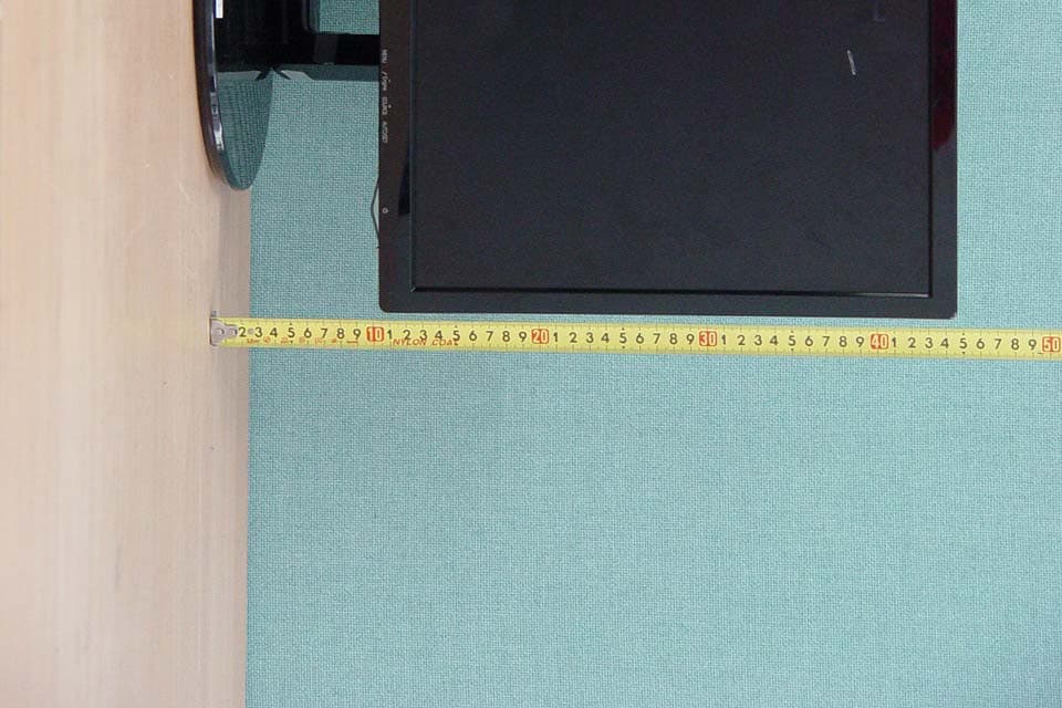 19" LCD MONITOR - FCC ID BEJL1982UQ - LG Electronics USA, Inc. (2)