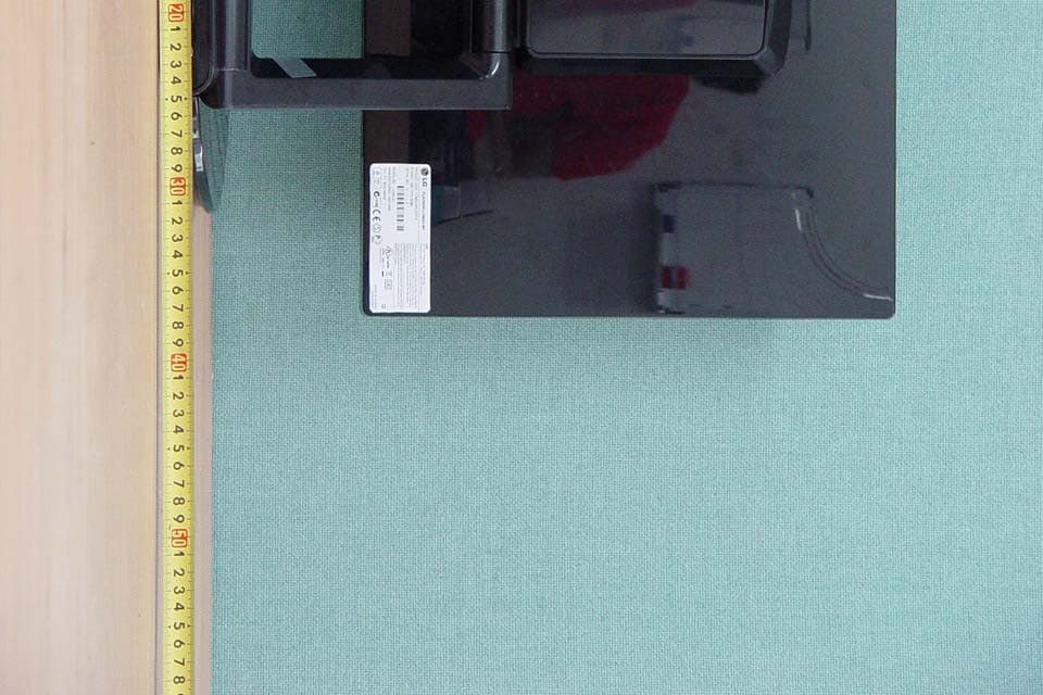 19" LCD MONITOR - FCC ID BEJL1982UQ - LG Electronics USA, Inc. (1)