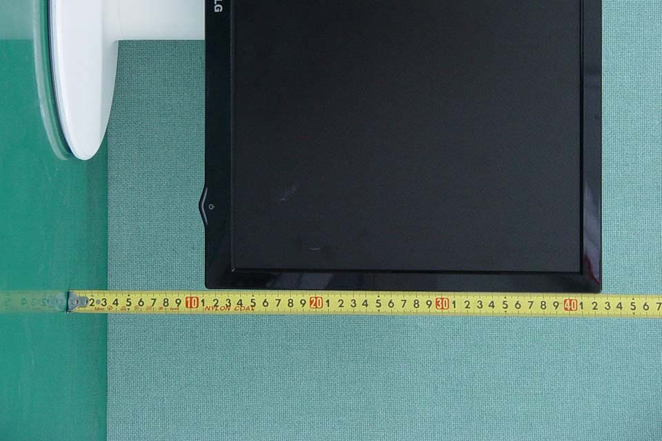 20.1" LCD MONITOR - FCC ID BEJL206WUQ - LG Electronics USA, Inc. (2)