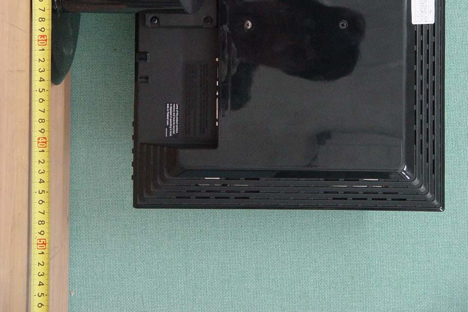22" LCD Monitor - FCC ID BEJL226WTMQ - LG Electronics USA, Inc. (2)