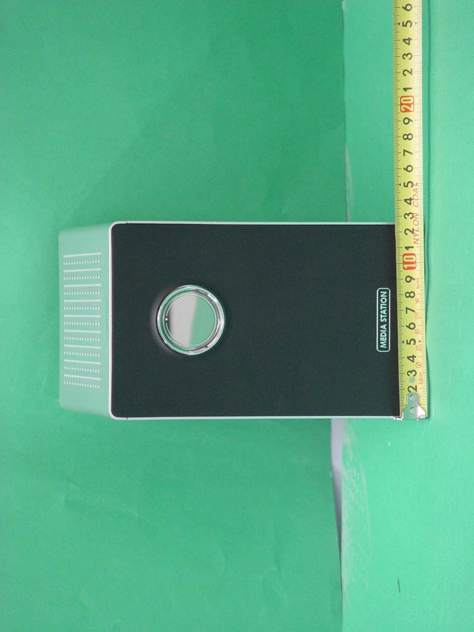 23-inch LCD TV Monitor - FCC ID BEJL23LW - LG Electronics USA, Inc. (3)