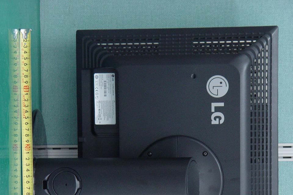 24" LCD Monitor - FCC ID BEJL245WHS - LG Electronics USA, Inc. (5)