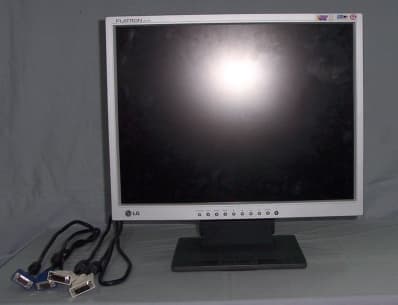 20.1 Color LCD Monitor - FCC ID BEJLB200A - LG Electronics USA, Inc. (2)
