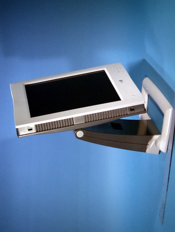 15.1-inch TFT LCD Monitor - FCC ID BEJLB575B - LG Electronics USA, Inc. (2)