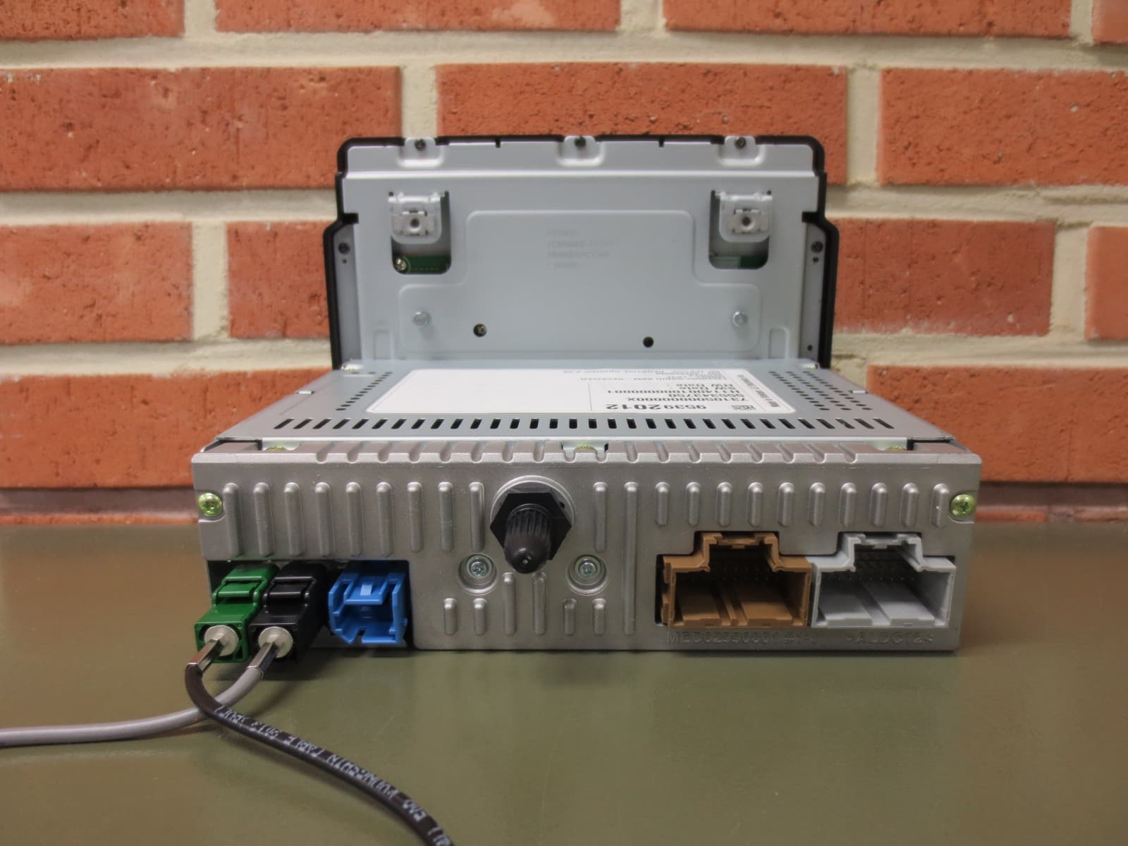 Faceplate RADIO ASM-RECEIVER - FCC ID BEJLC7F - LG Electronics USA, Inc. (4)